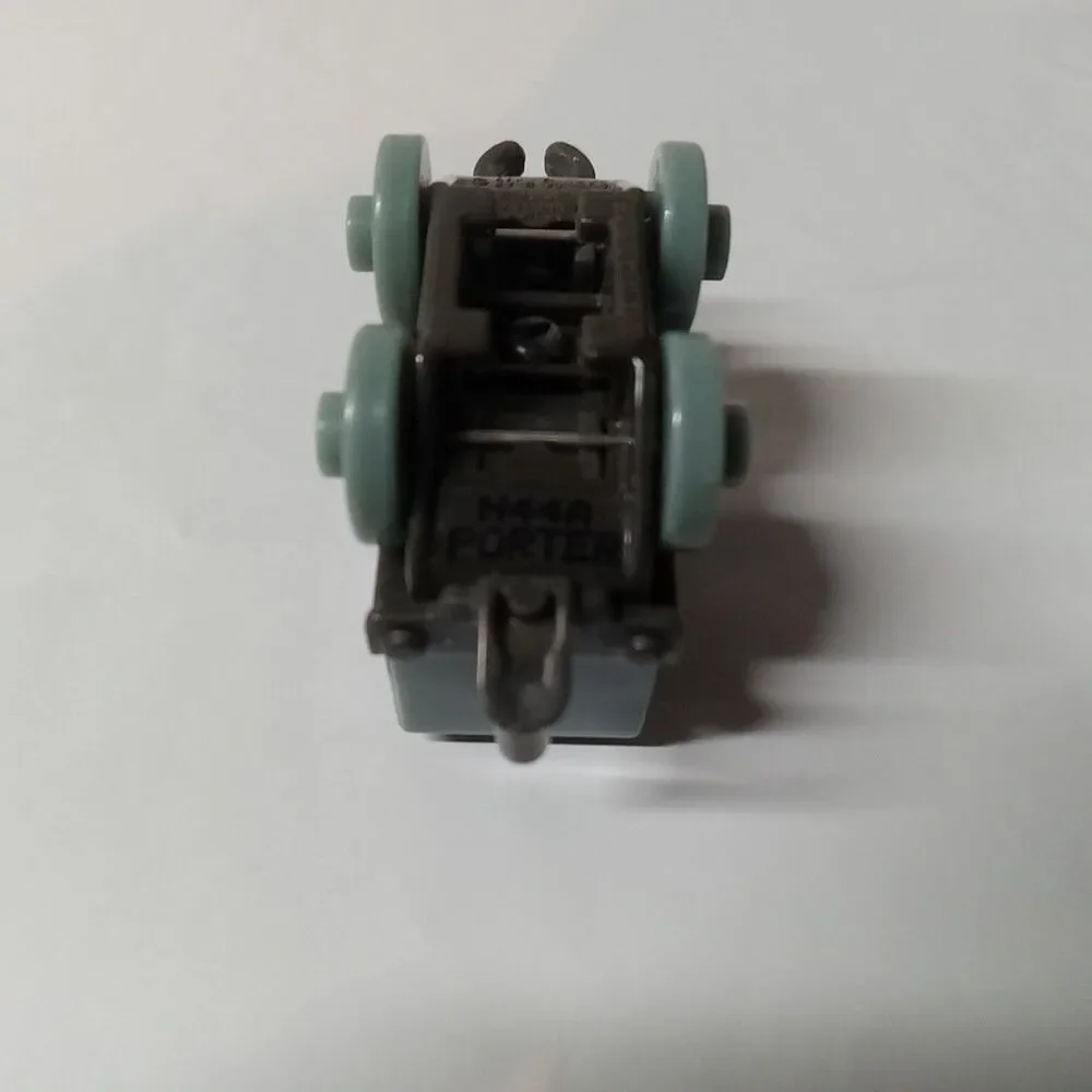 Thomas & Friends Mini Train Engine Porter 2014 Grey - Picture 4 of 4